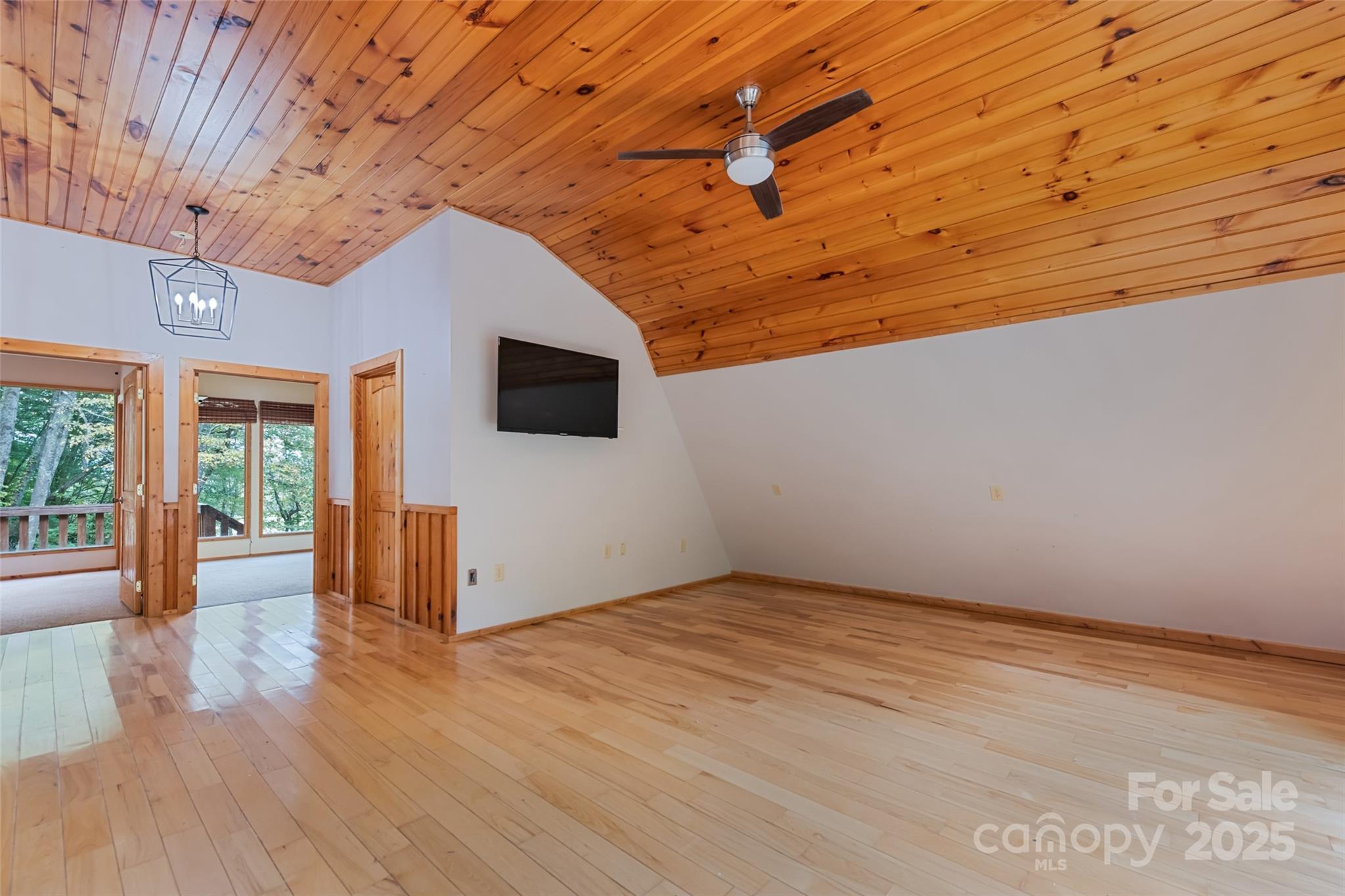 940 Haynes Cove Clyde, NC 28721 - Photo 38 of 48