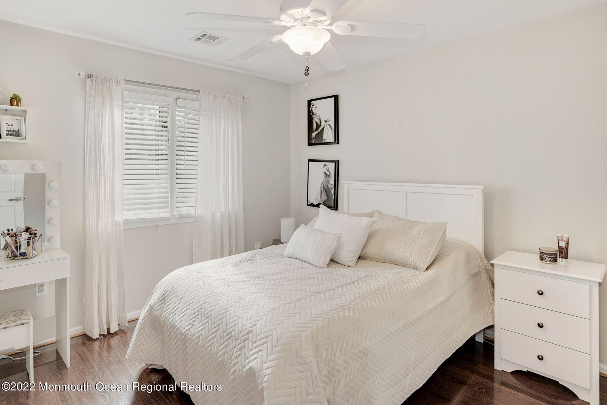 7 Windswept Road Holmdel, NJ 07733 - Photo 36 of 56 046_7_WINDSWEPT_ROAD_365359_684498