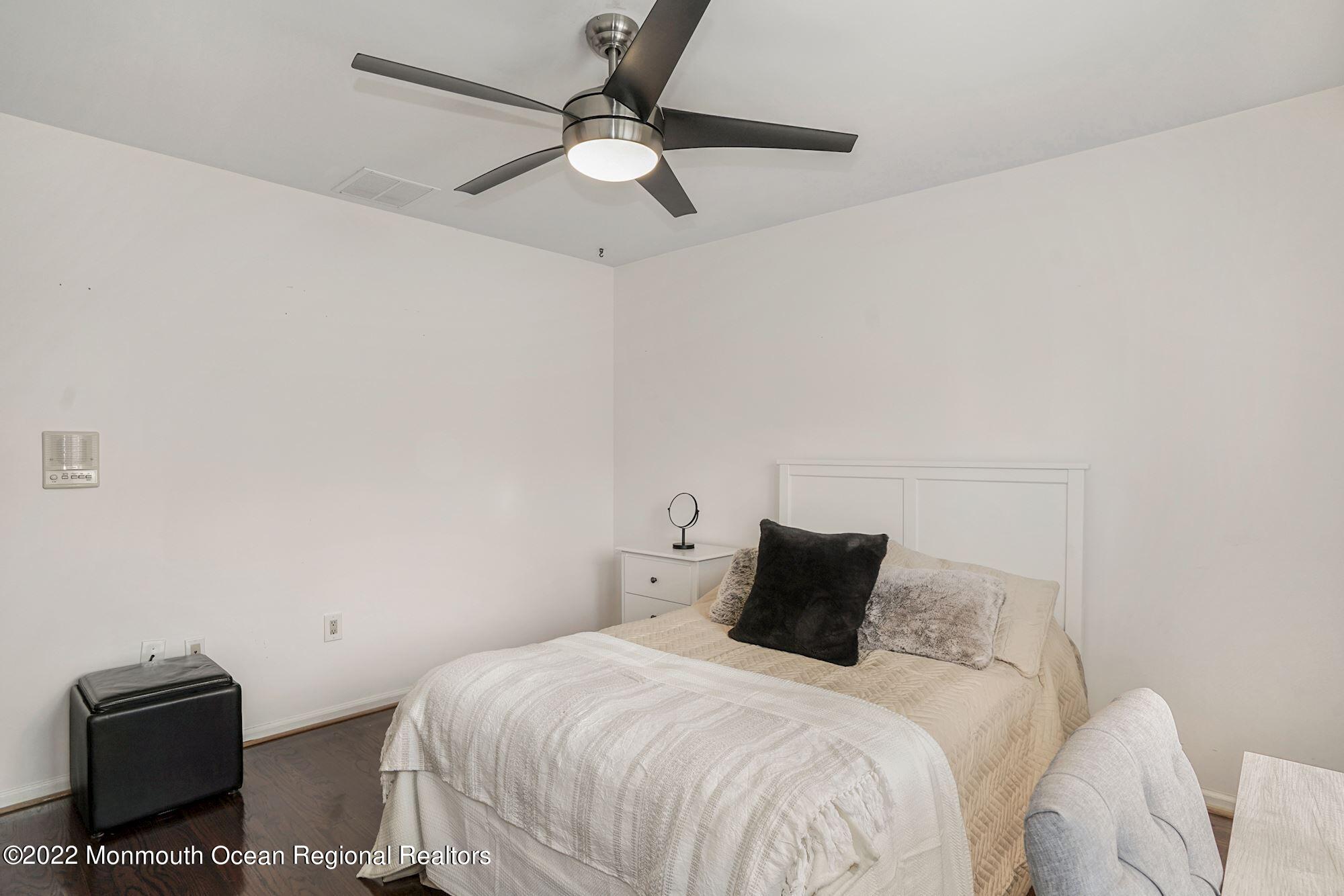 7 Windswept Road Holmdel, NJ 07733 - Photo 39 of 56 049_7_WINDSWEPT_ROAD_365359_684498