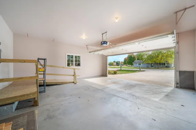 $319,900 | 1935 Kaat Lane, Wilson, WI 53081