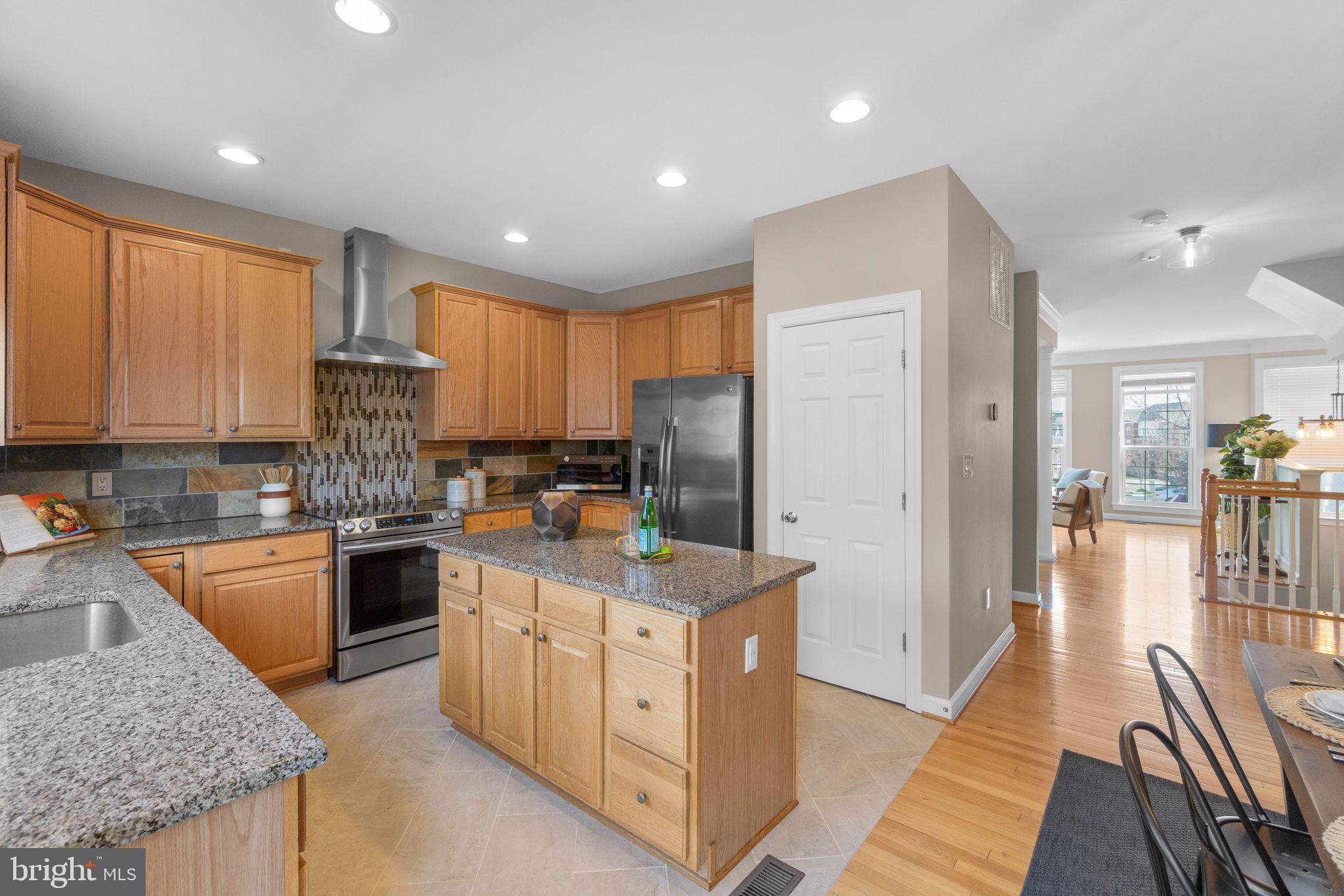 9114 Furey Road Lorton, VA 22079 - Photo 16 of 45 Gallery Image 16