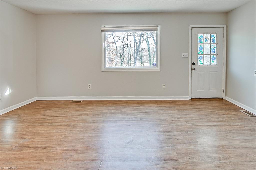 1431 Madison Street High Point, NC 27262 - Photo 5 of 29 Gallery Image 5
