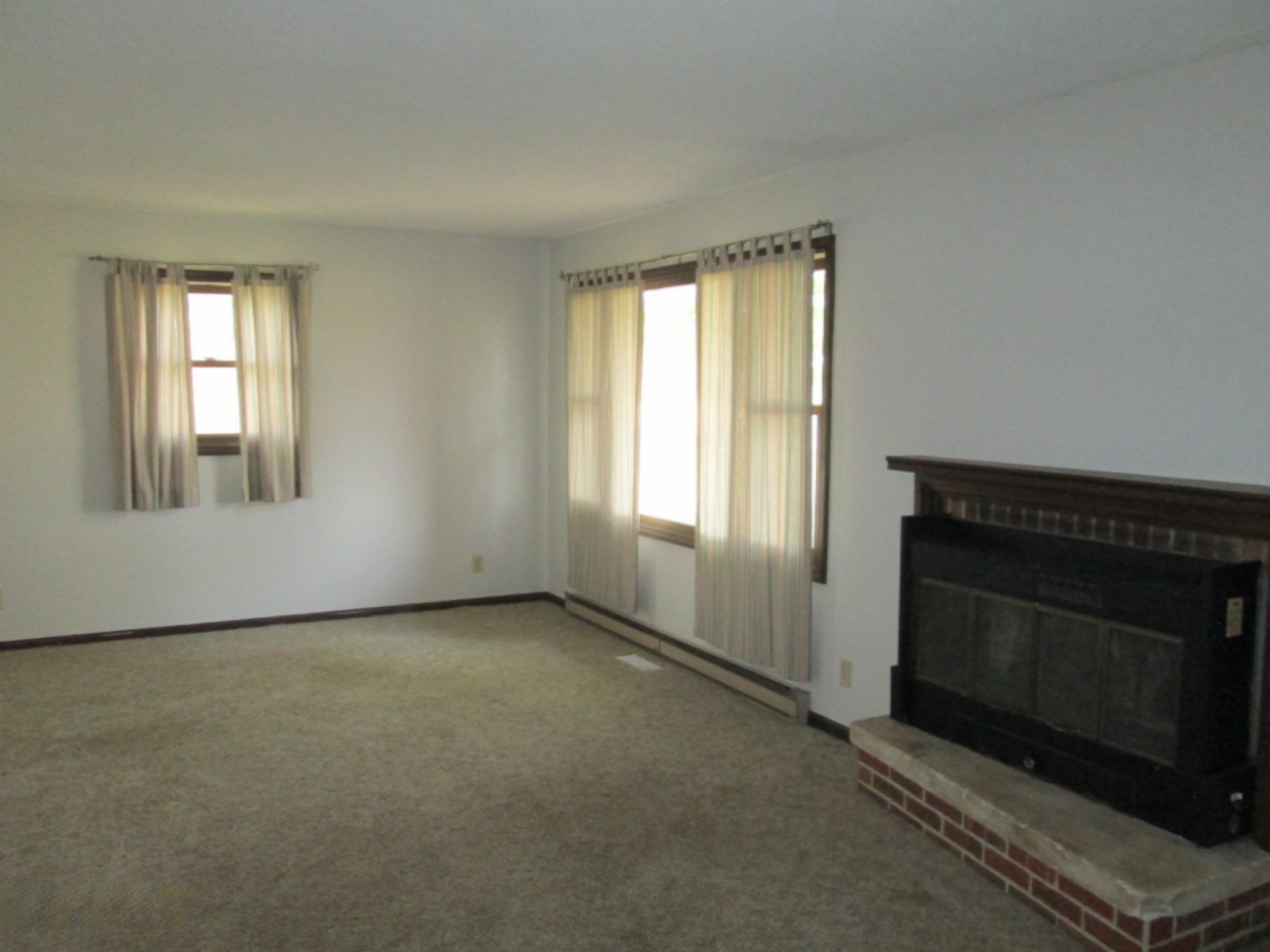 522 Linco Road Berrien Springs, MI 49103 - Photo 8 of 20 IMG_4499