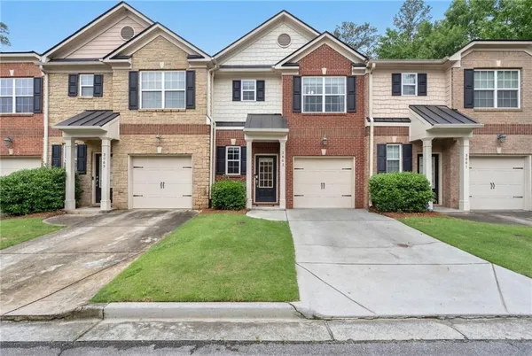 $375,000 | 3063 Thornbury Trace, Atlanta, GA 30360
