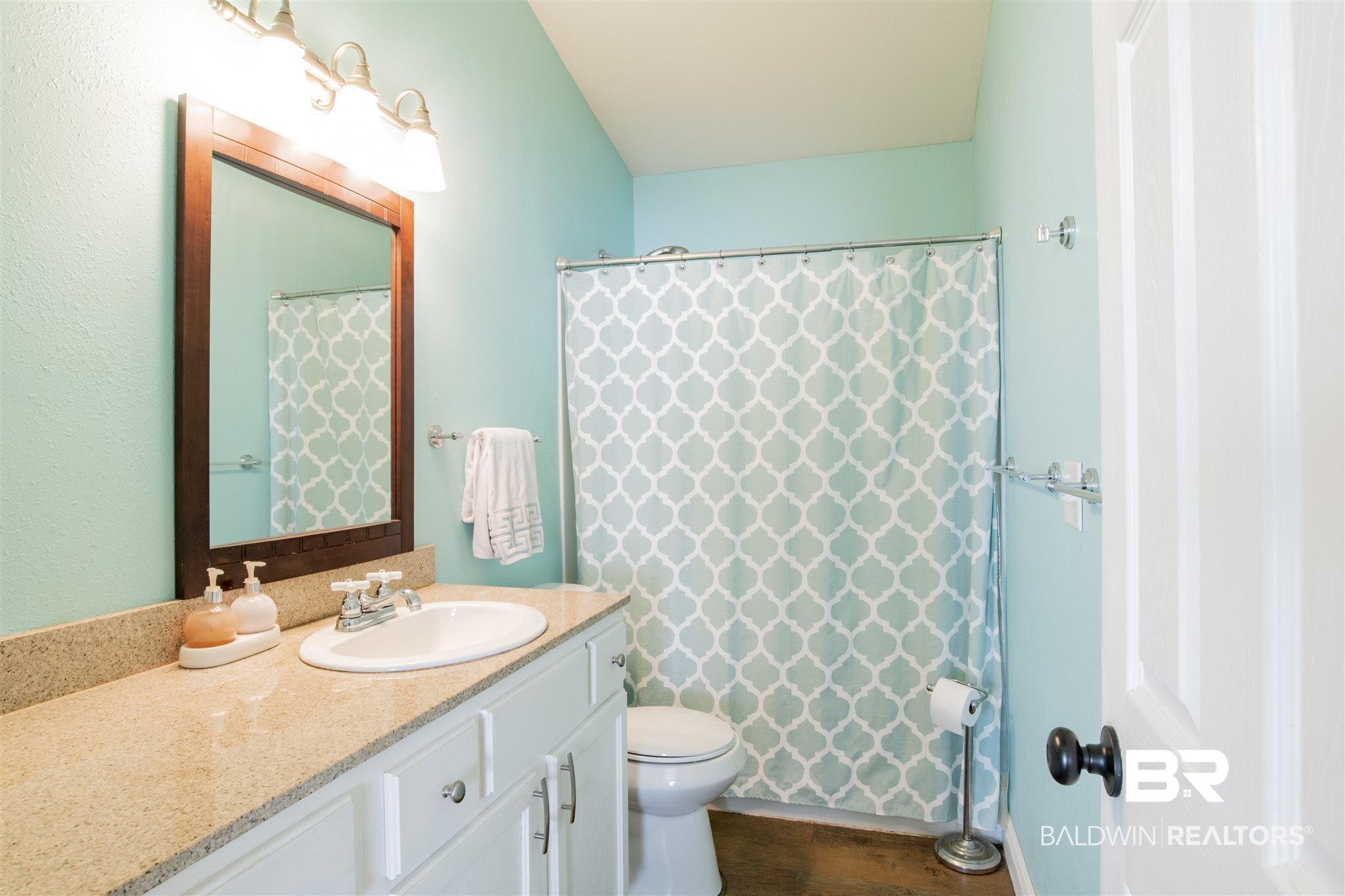 6541 Downs Road, Unit A Foley, AL 36535 - Photo 22 of 29 Bathroom 2