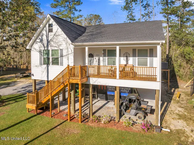 $324,000 | 6015 Choctaw Place, Kiln, MS 39556