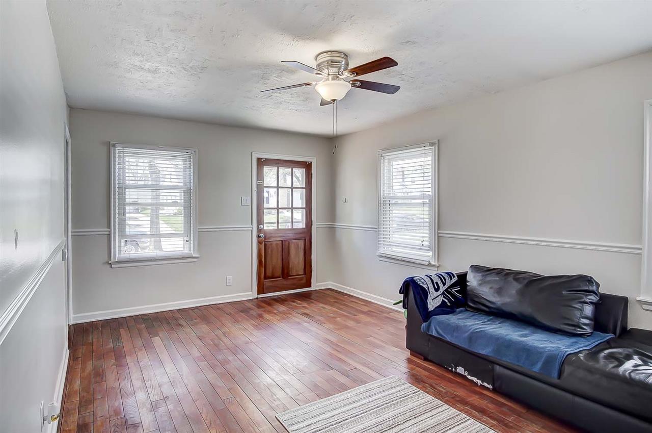1610 Cherokee Road Fort Wayne, IN 46808 - Photo 3 of 28