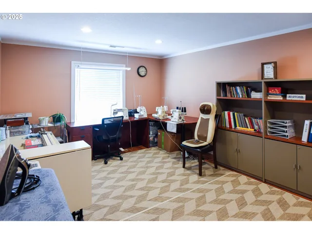 $899,900 | 6107 Northeast Erin Way, Vancouver, WA 98686