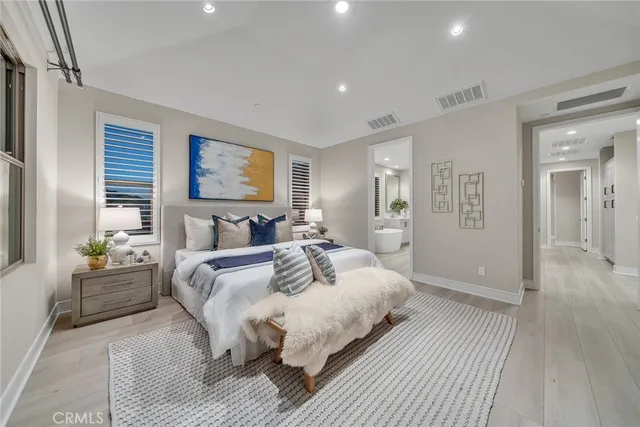 $4,450,000 | 100 Albero, Irvine, CA 92602