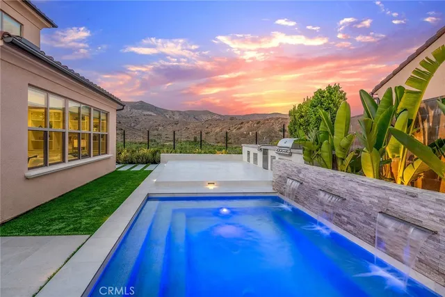 $4,450,000 | 100 Albero, Irvine, CA 92602