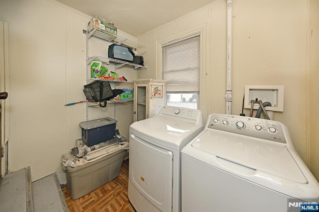 236 Rochelle Avenue Rochelle Park, NJ 07662 - Photo 20 of 26