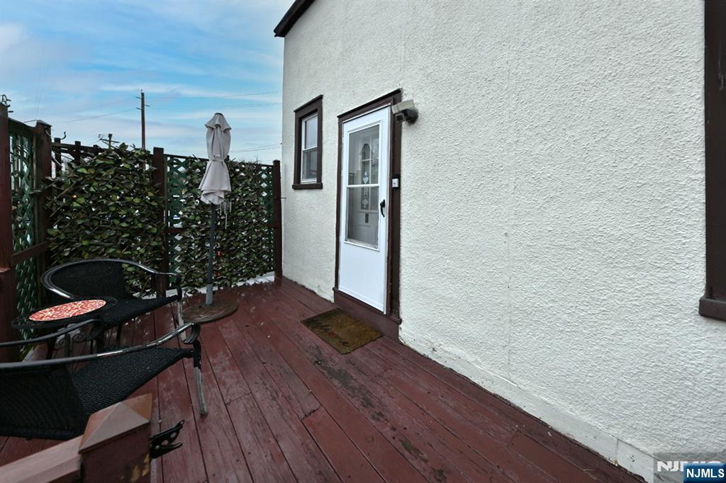 236 Rochelle Avenue Rochelle Park, NJ 07662 - Photo 23 of 26