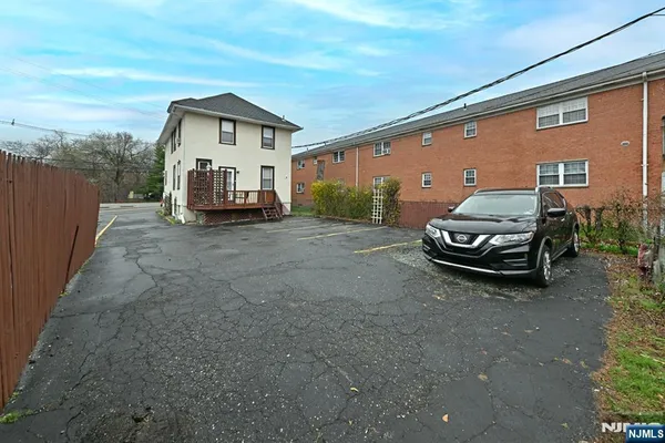 $749,000 | 236 Rochelle Avenue, Rochelle Park, NJ 07662