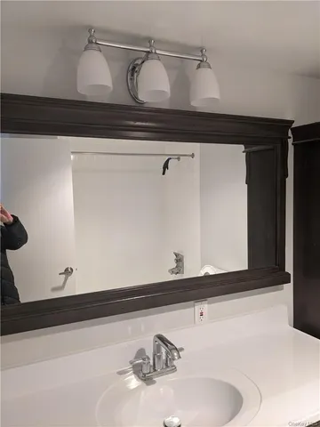 $2,300 | 10 Wild Oaks Road, Unit 124, Goldens Bridge, NY 10526