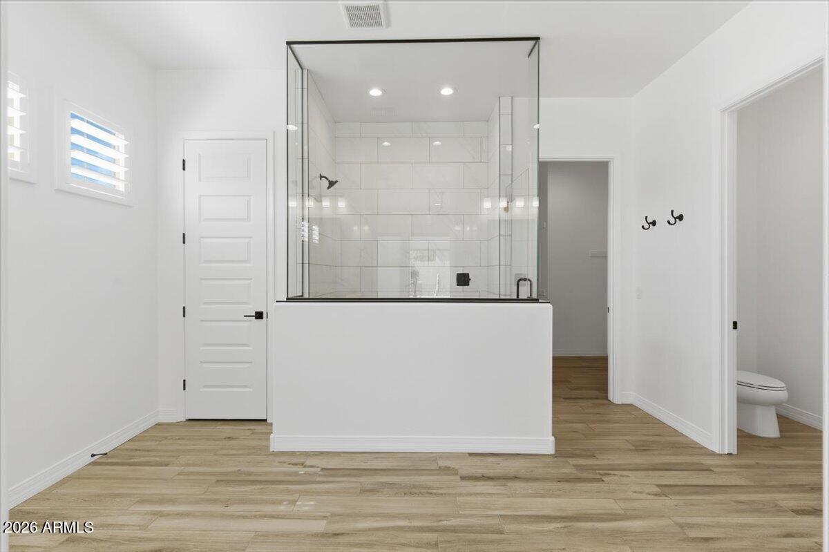 4553 South Raster Mesa, AZ 85212 - Photo 32 of 48 Primary Bathroom