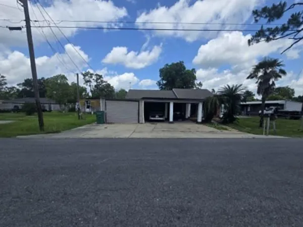 $278,400 | 203 Williams Street, Raceland, LA 70394