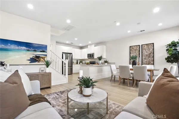 $929,900 | 5 Piara Street, Rancho Mission Viejo, CA 92694