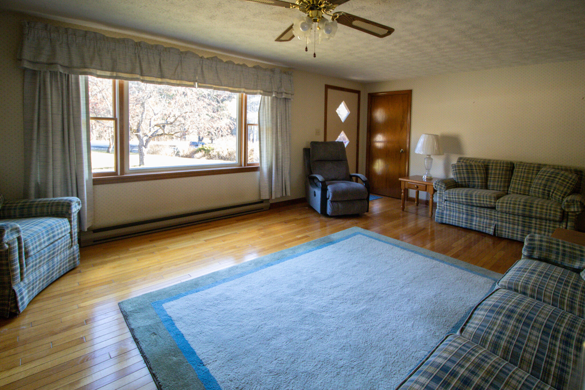395 River Road Standish, ME 04084 - Photo 10 of 44 Great natural light