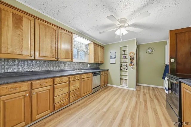 $289,900 | 145 Linwood Avenue, Tonawanda, NY 14150