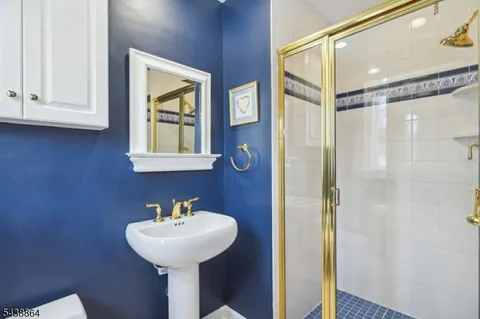 $5,300 | 27 Possum Way, New Providence, NJ 07974