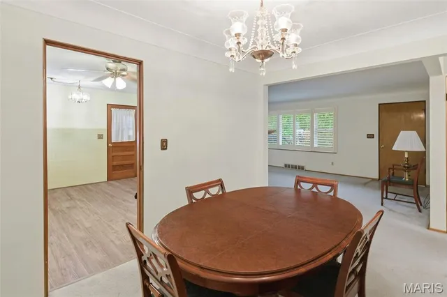 $128,400 | 2811 Francis Drive, Godfrey, IL 62035