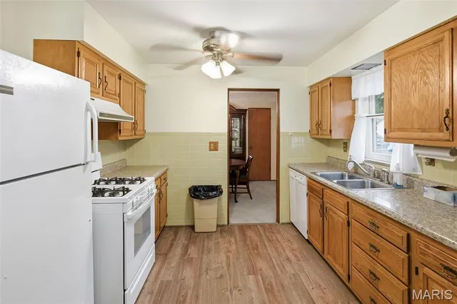 $128,400 | 2811 Francis Drive, Godfrey, IL 62035