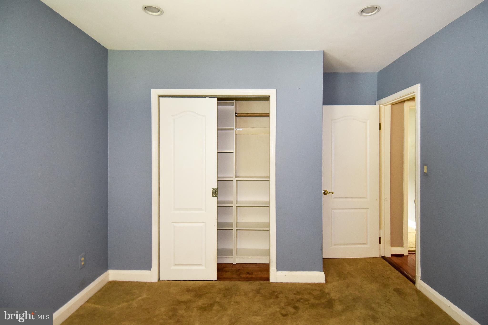 1704 Turkey Point Road Baltimore, MD 21221 - Photo 22 of 35