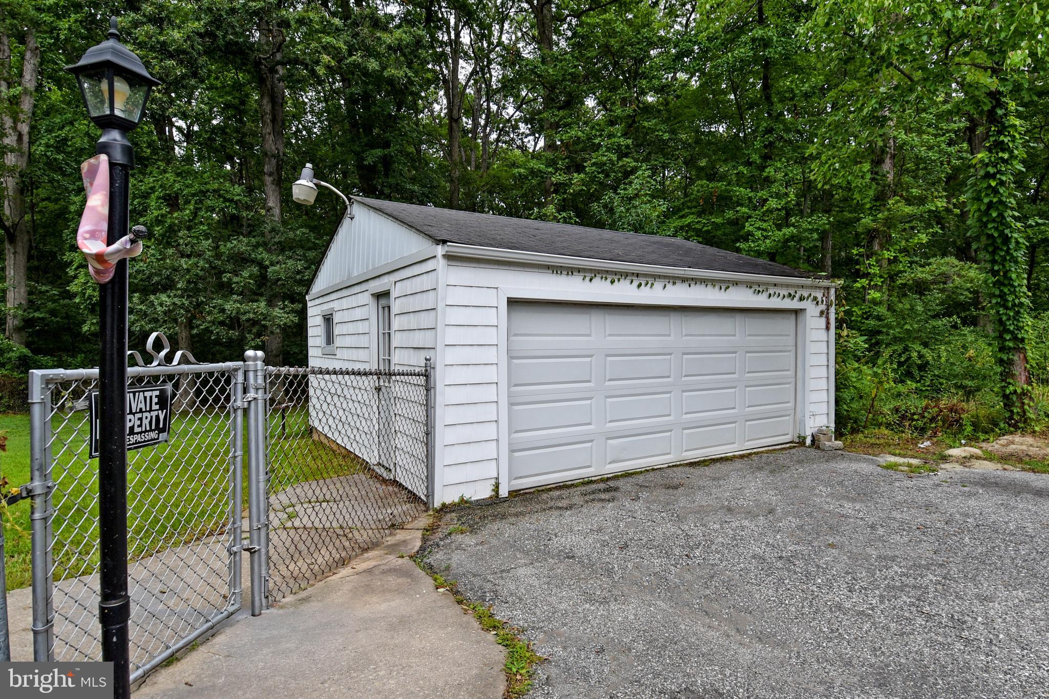1704 Turkey Point Road Baltimore, MD 21221 - Photo 29 of 35