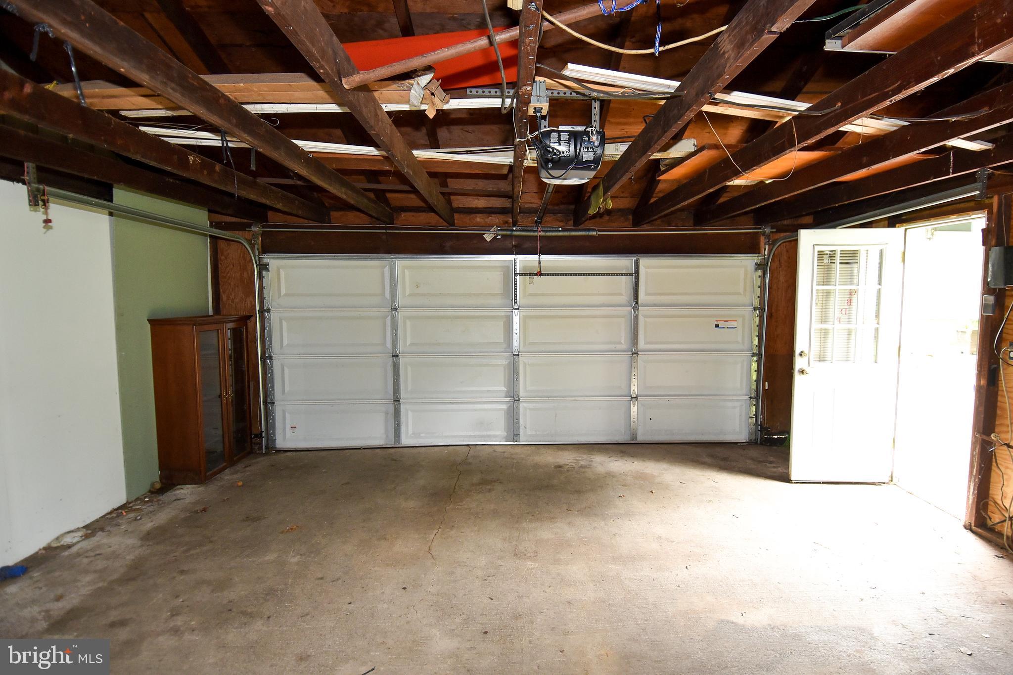 1704 Turkey Point Road Baltimore, MD 21221 - Photo 32 of 35