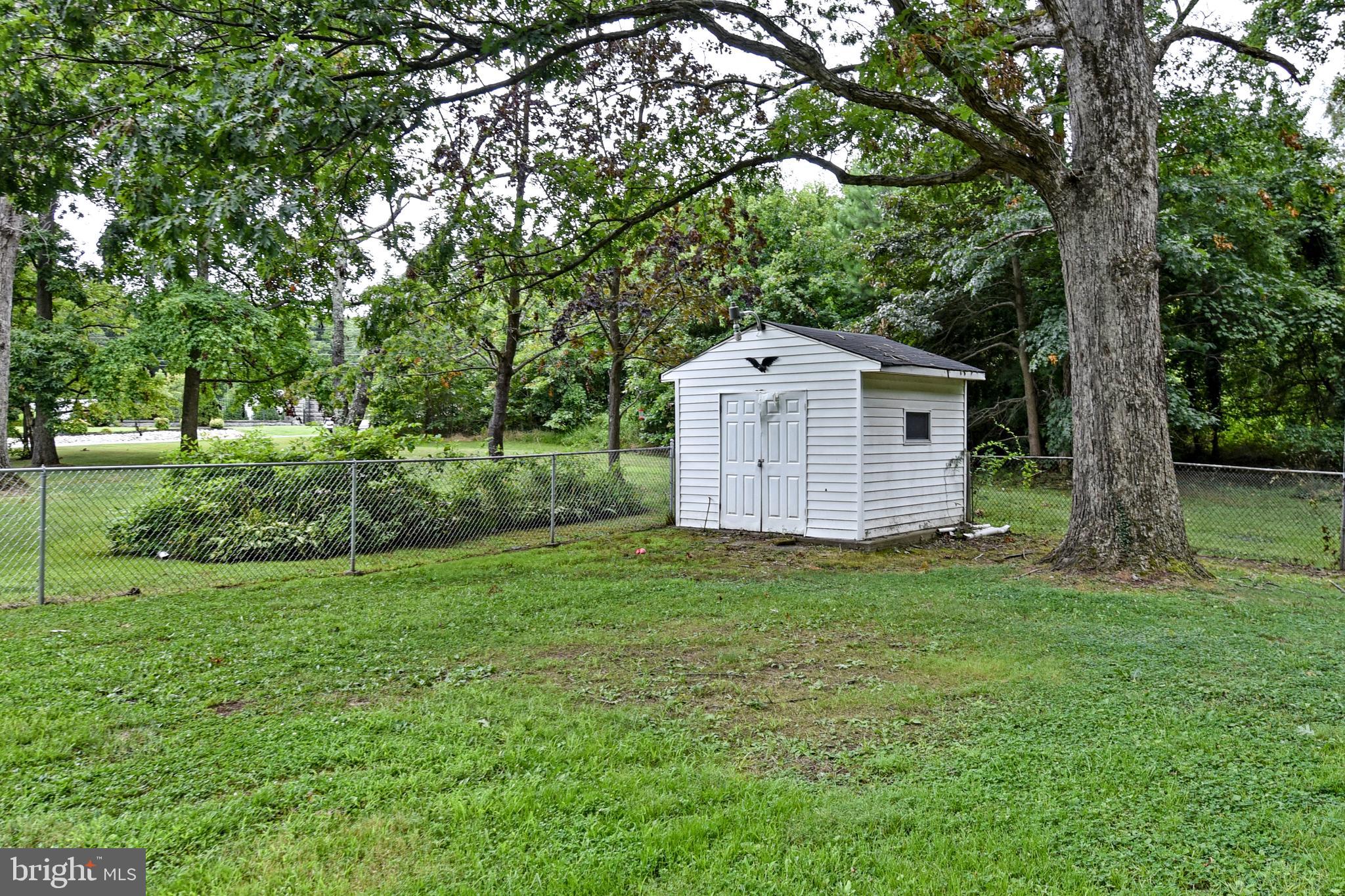 1704 Turkey Point Road Baltimore, MD 21221 - Photo 34 of 35