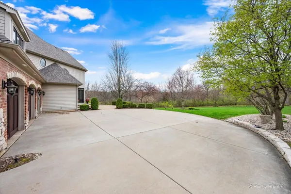 $999,000 | 11446 Brighton Oaks Drive, Yorkville, IL 60560