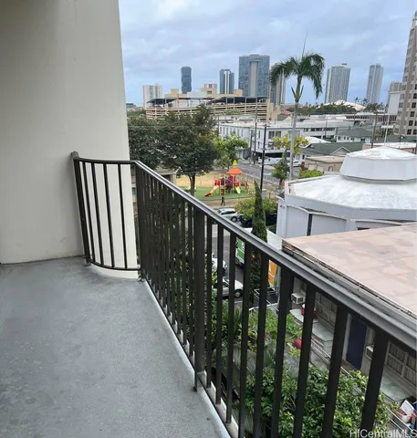 $1,650 | 1112 Kinau Street, Unit 506, Honolulu, HI 96814