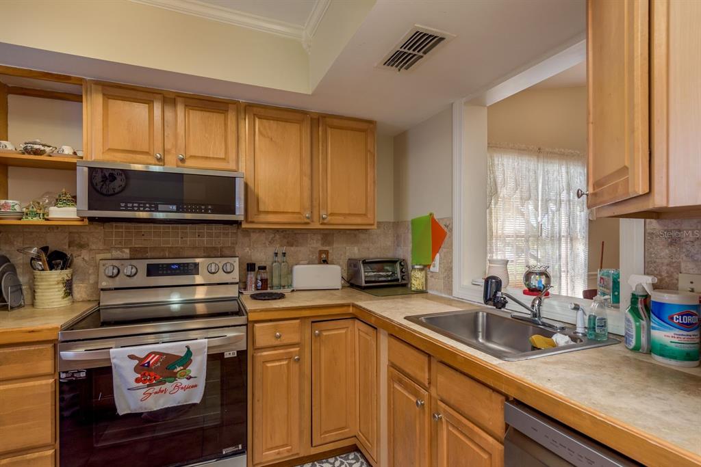 2250 Druid Road, Unit 905 Clearwater, FL 33764 - Photo 12 of 35