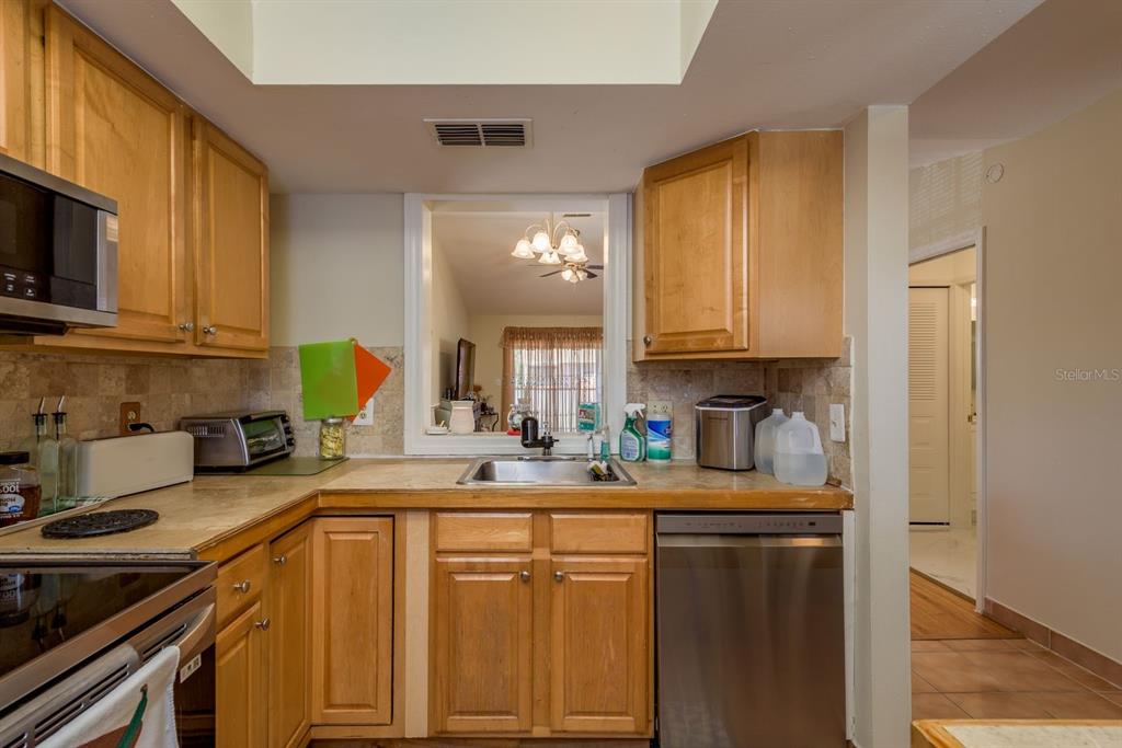 2250 Druid Road, Unit 905 Clearwater, FL 33764 - Photo 15 of 35