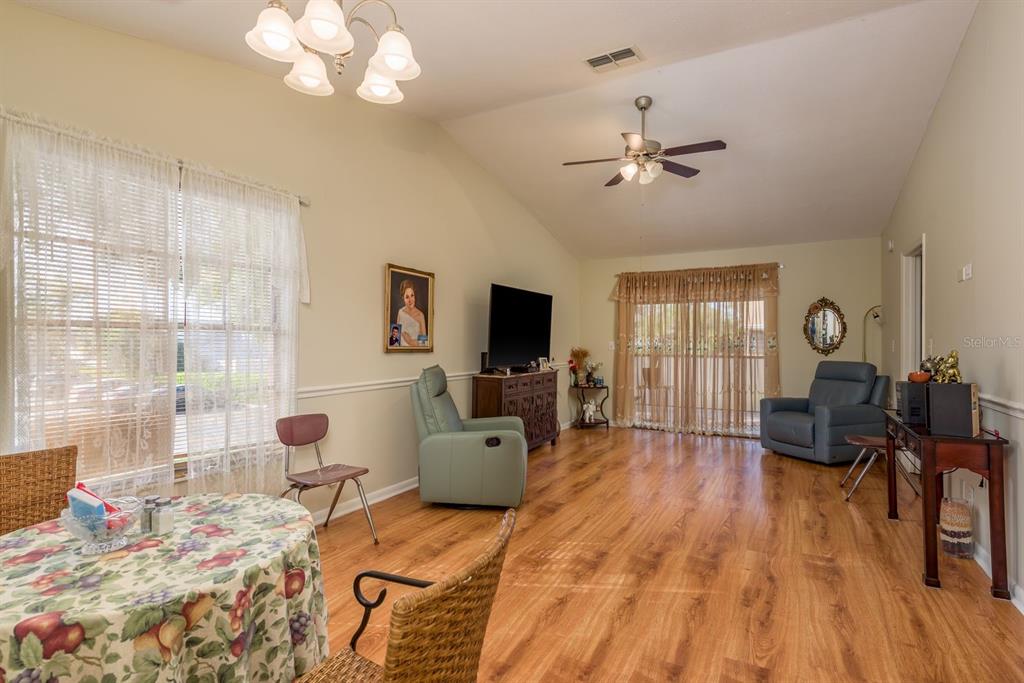 2250 Druid Road, Unit 905 Clearwater, FL 33764 - Photo 7 of 35
