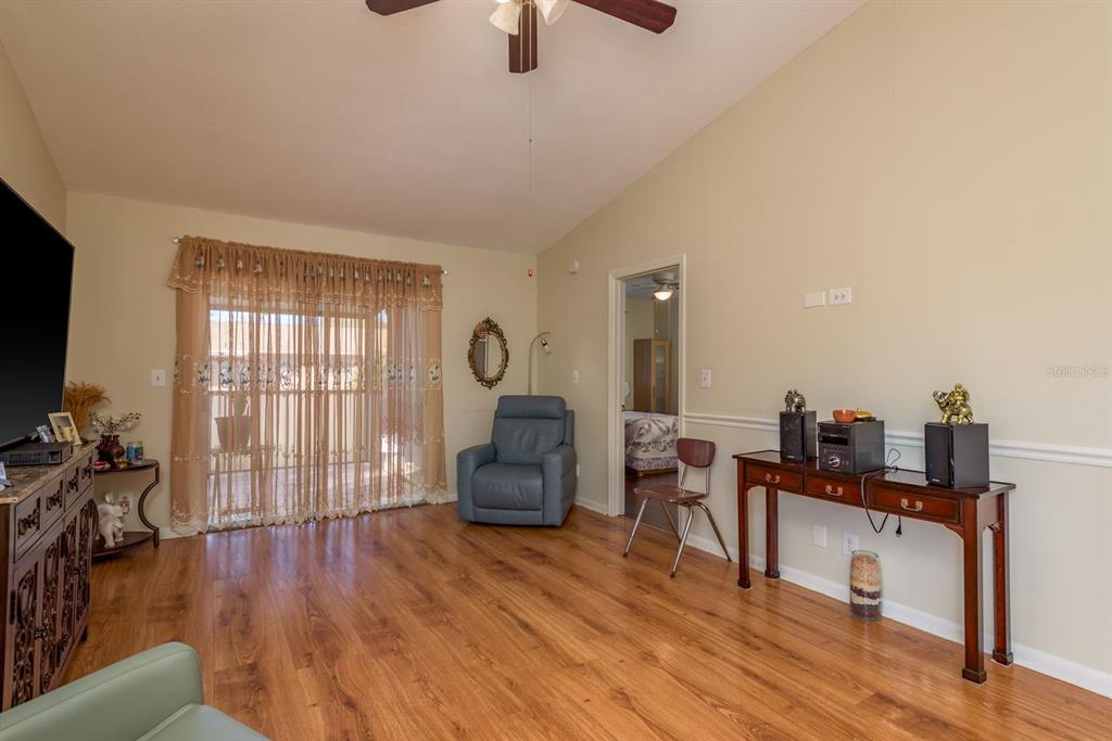 2250 Druid Road, Unit 905 Clearwater, FL 33764 - Photo 9 of 35