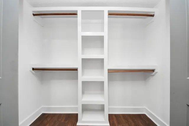 $270,000 | 7406 West Lambuth Lane, Deer Park, TX 77536