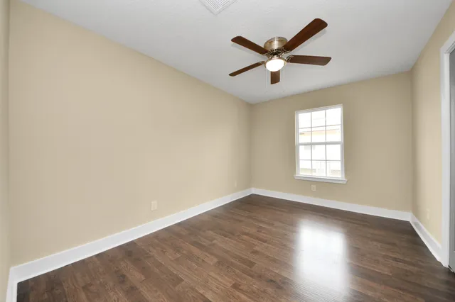 $270,000 | 7406 West Lambuth Lane, Deer Park, TX 77536