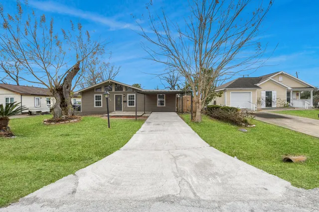 $270,000 | 7406 West Lambuth Lane, Deer Park, TX 77536