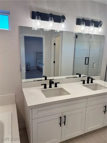 $2,550 | 2571 Bonano Court, Las Vegas, NV 89108