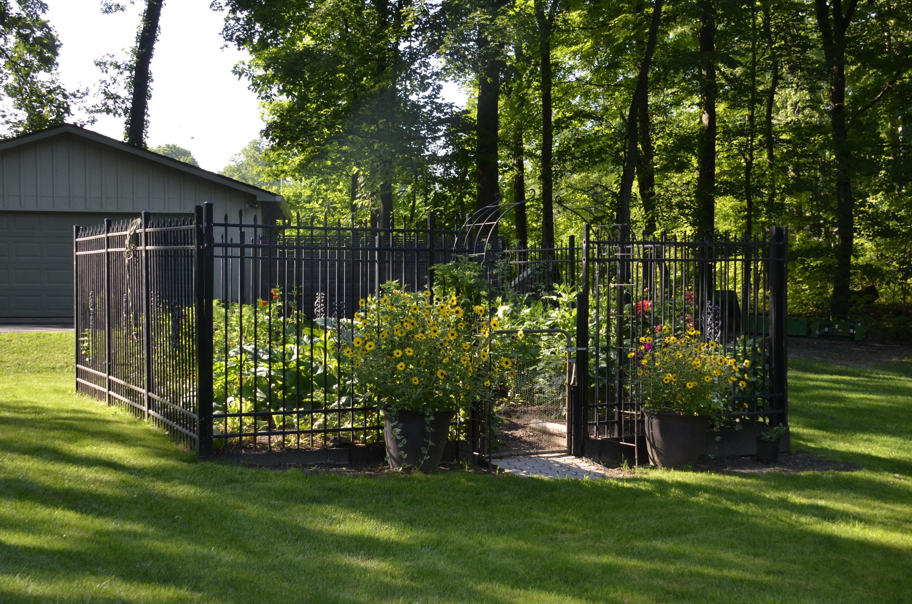 6900 Thorne Road Horton, MI 49246 - Photo 74 of 101 Thorne garden 2