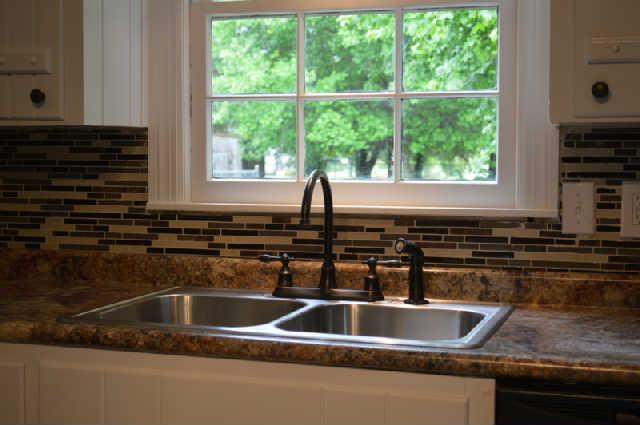 7526 Covington Road White House, TN 37188 - Photo 4 of 20
