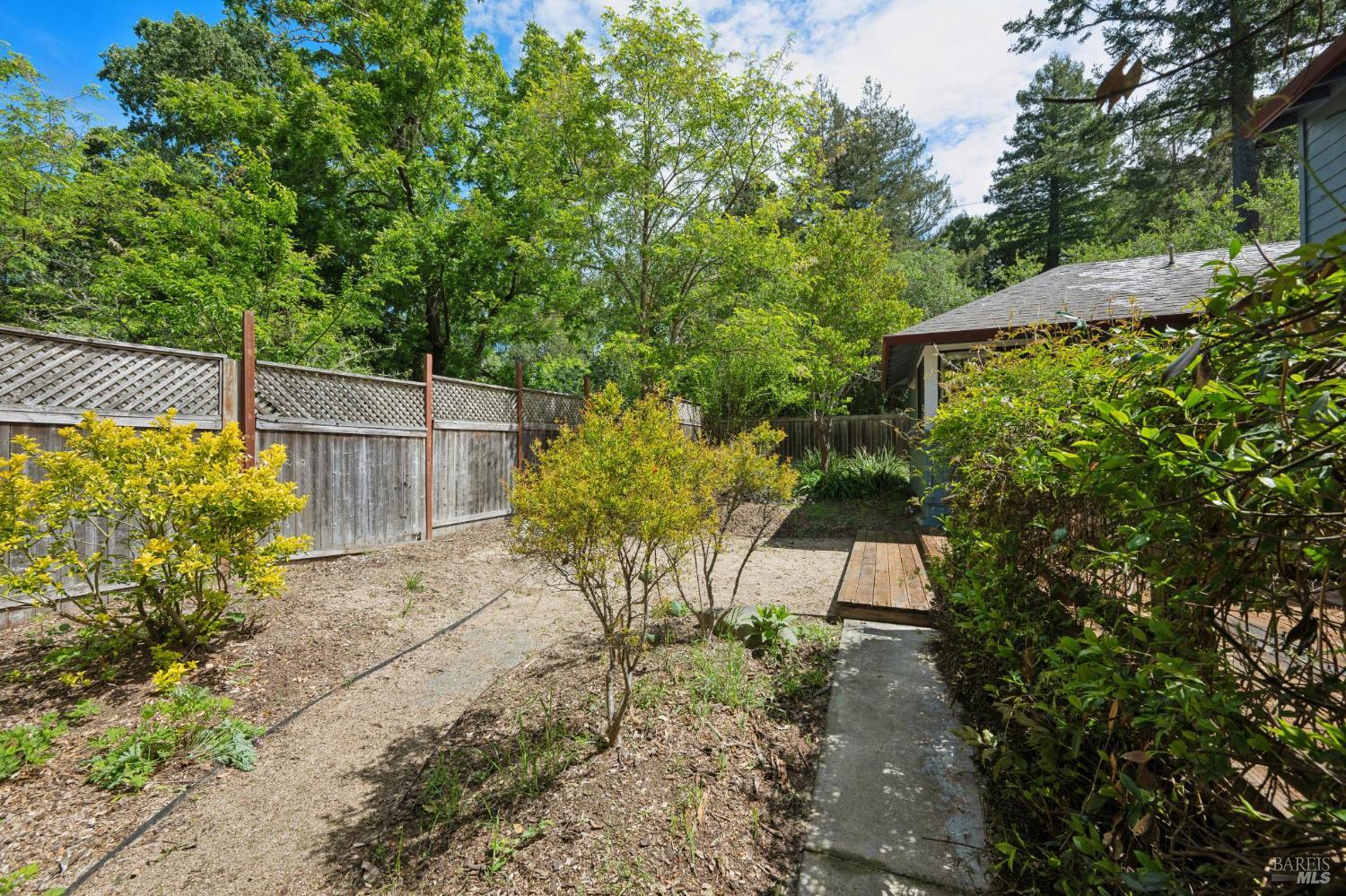 8610 Graton Road Sebastopol, CA 95472 - Photo 75 of 86