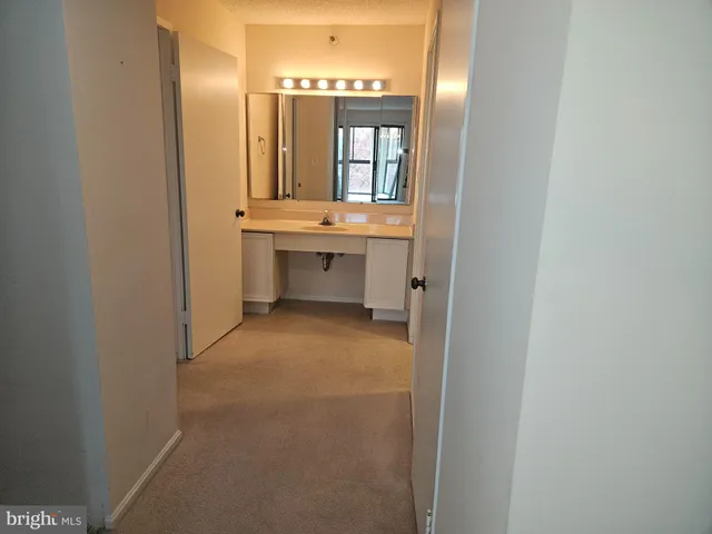 $220,000 | 15107 Interlachen Drive, Unit 2815, Silver Spring, MD 20906