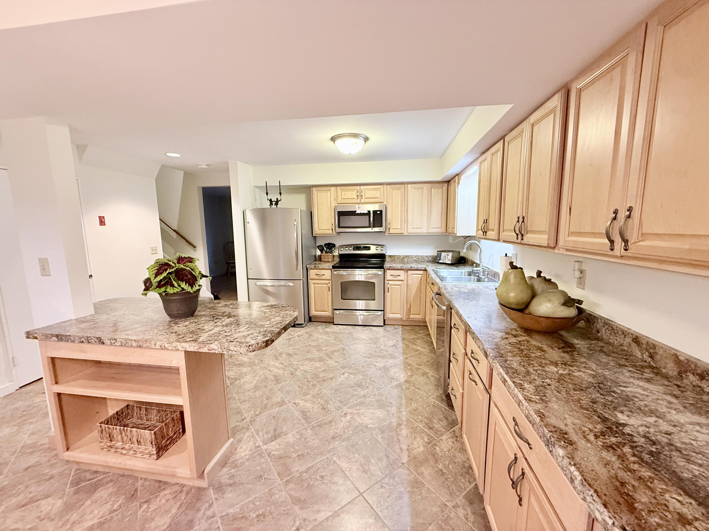 56 Maine Road Plattsburgh, NY 12903 - Photo 5 of 19