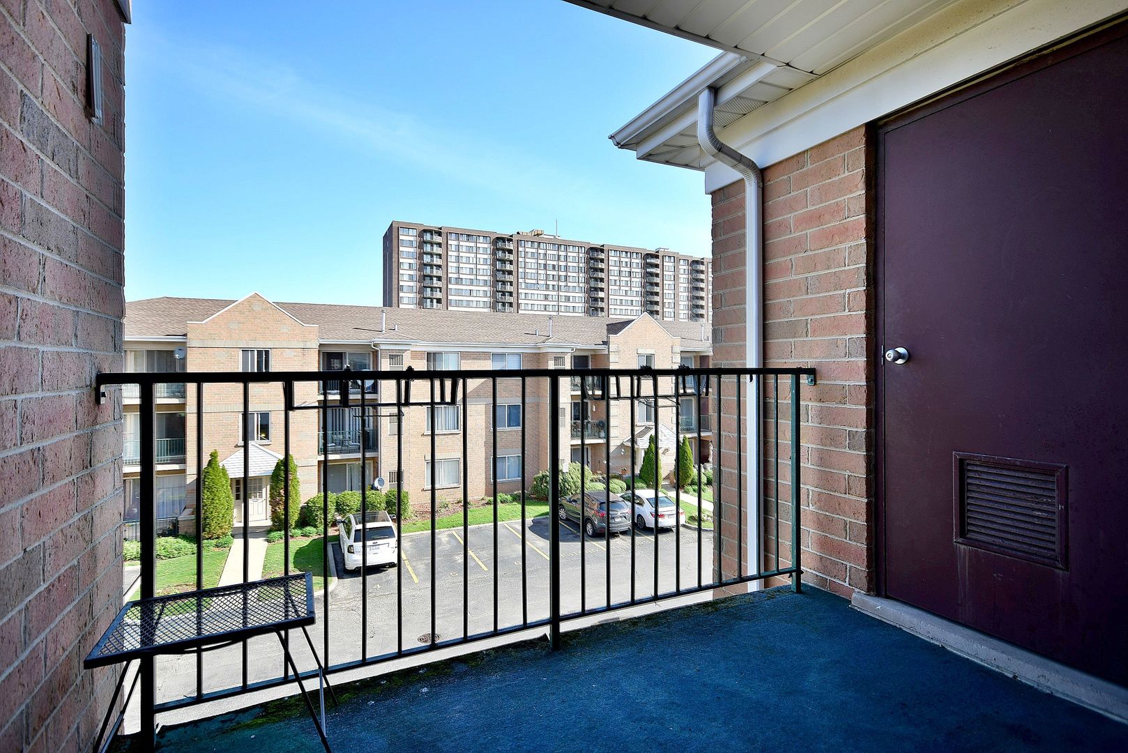 5351 North East River Road, Unit 203 Chicago, IL 60656 - Photo 4 of 30