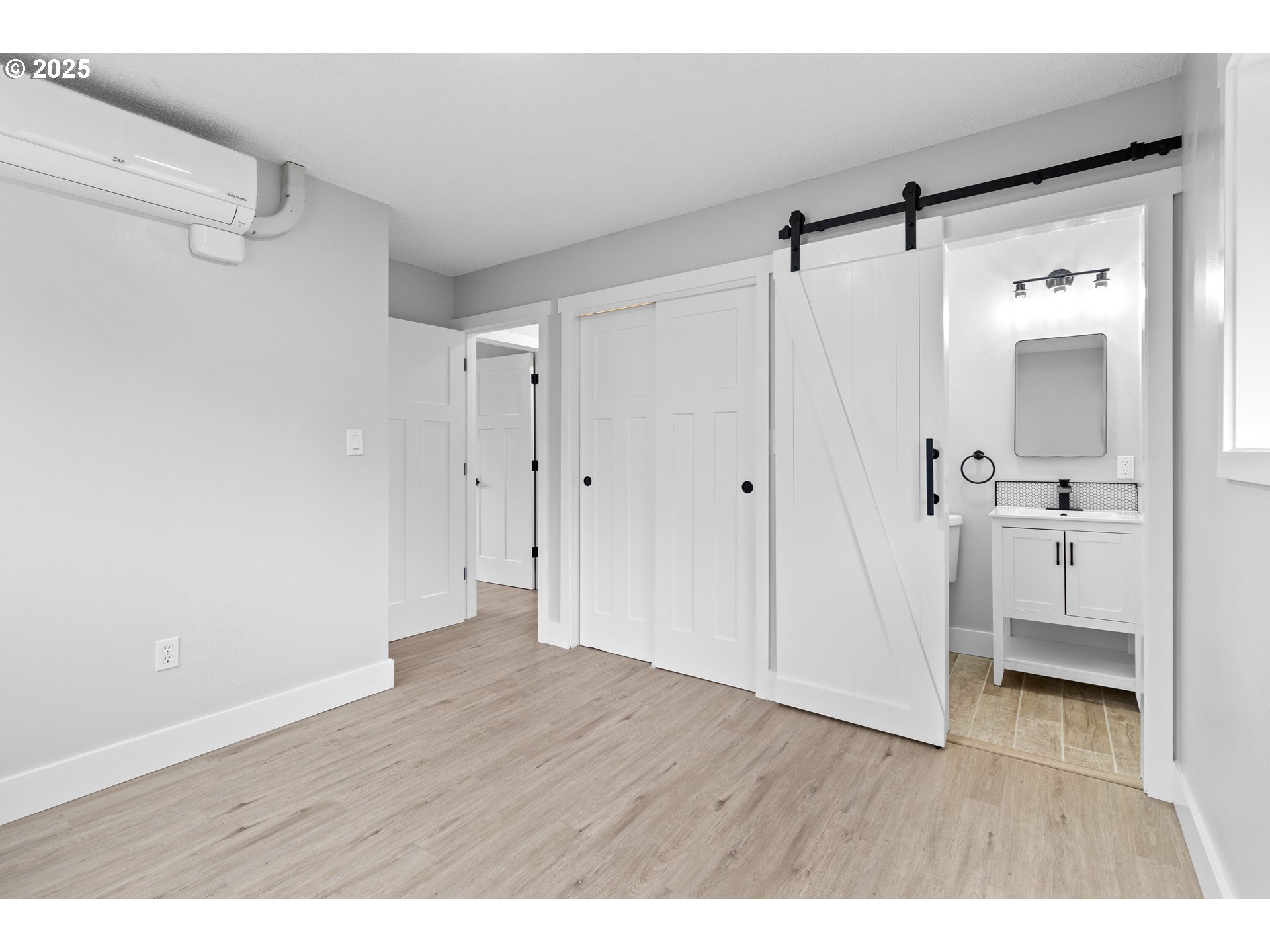 2859 Northeast 2nd Avenue Camas, WA 98607 - Photo 22 of 48 a view of bathroom with a shower