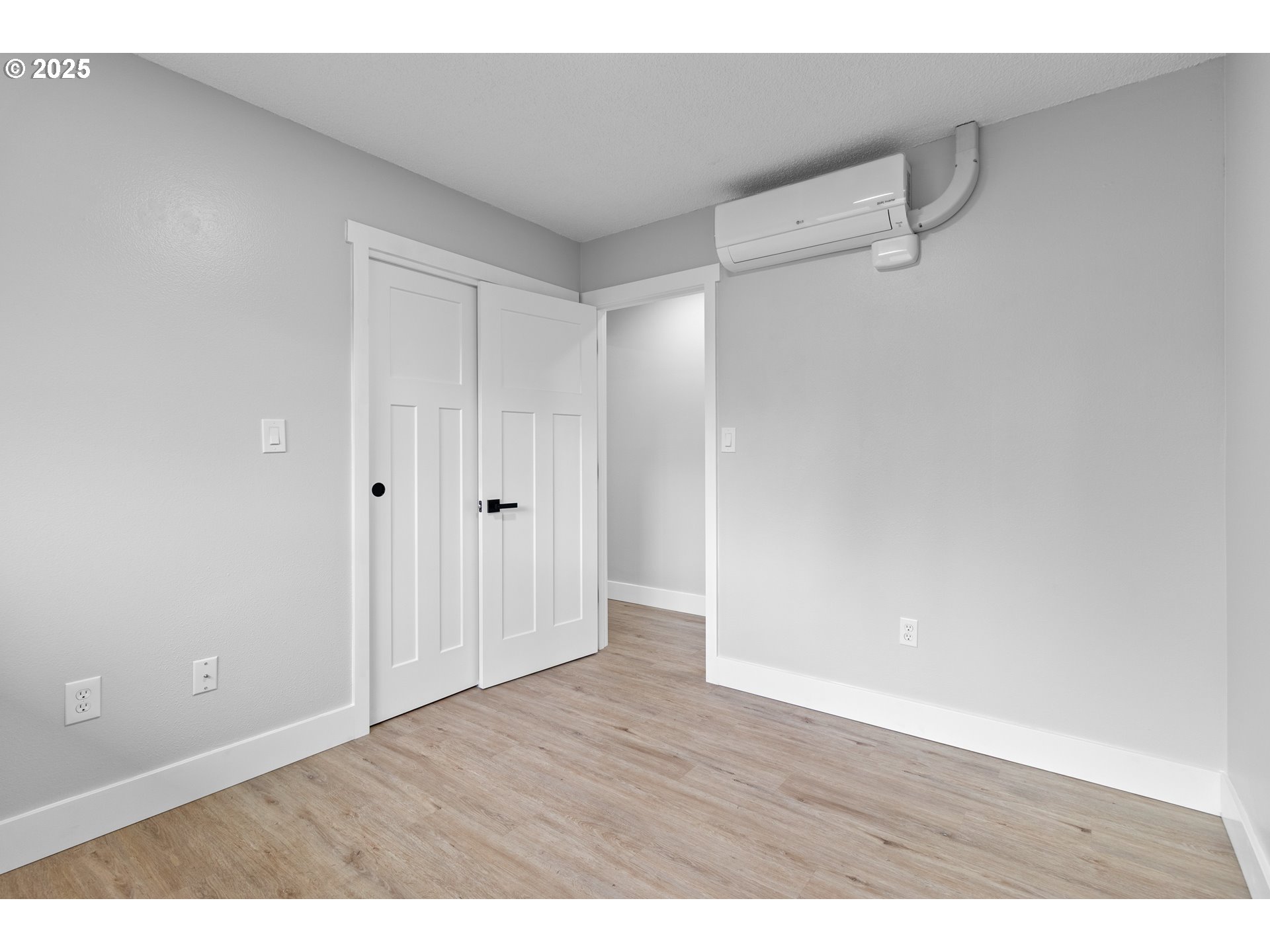 2859 Northeast 2nd Avenue Camas, WA 98607 - Photo 27 of 48 a view of an empty room