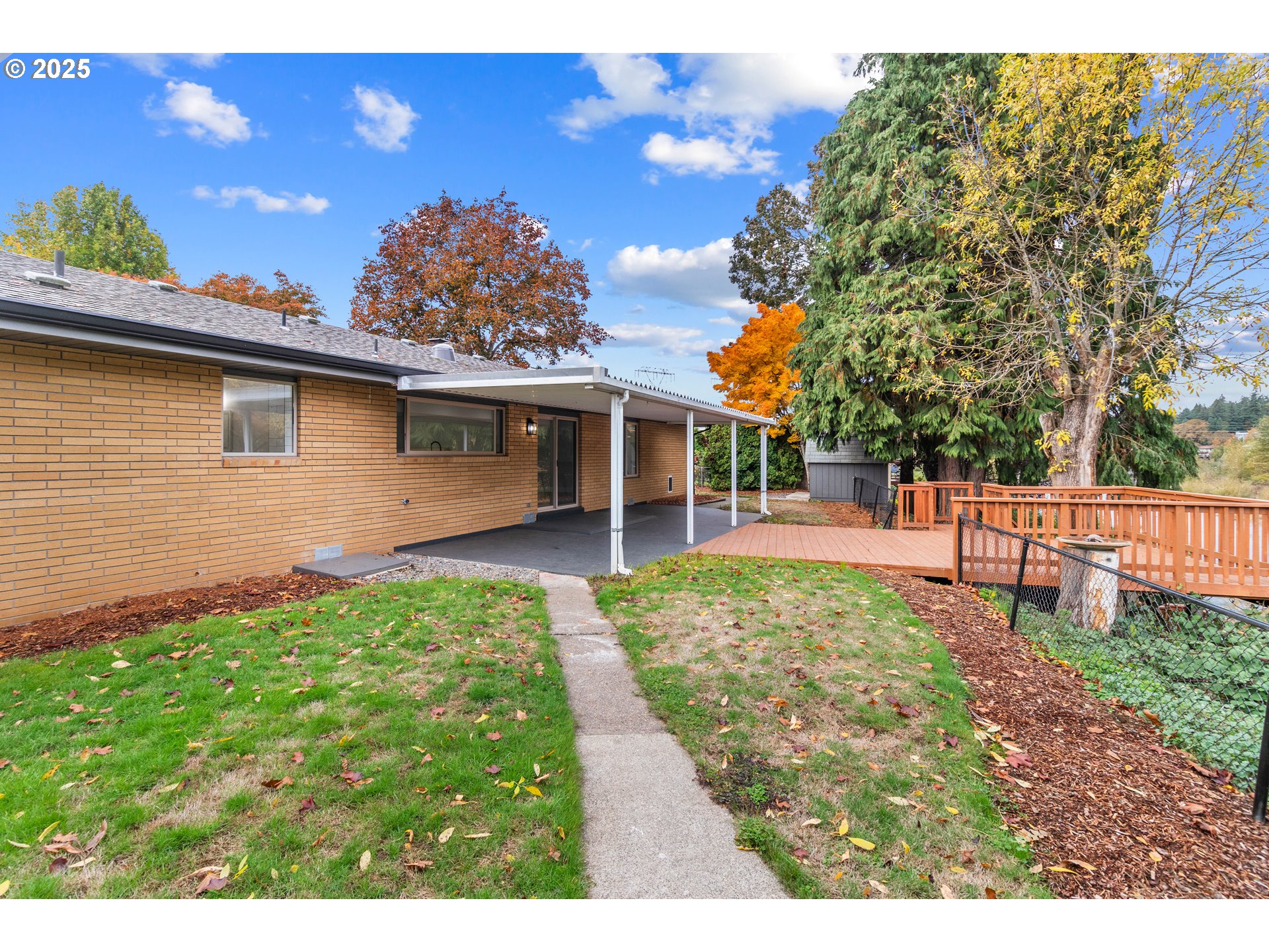 2859 Northeast 2nd Avenue Camas, WA 98607 - Photo 36 of 48 a view of a backyard with a garden and plants