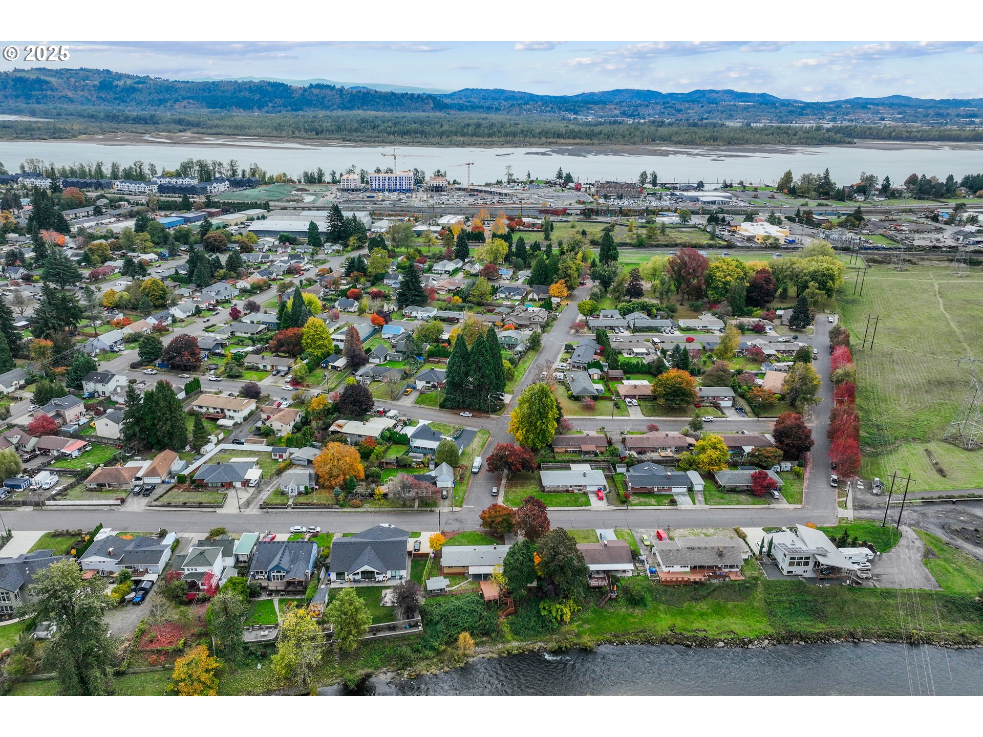 2859 Northeast 2nd Avenue Camas, WA 98607 - Photo 46 of 48 a view of lake